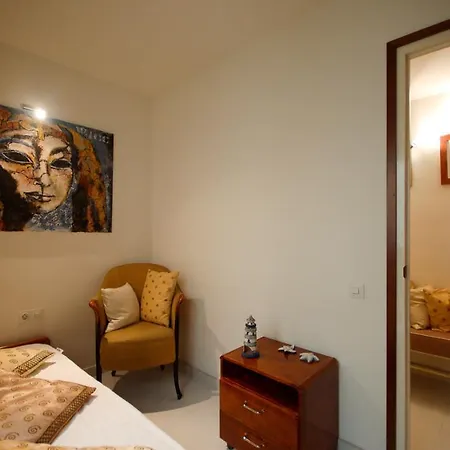 Apartment Lets Holidays