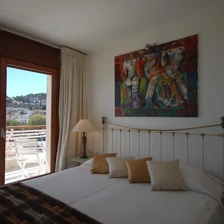 Lets Holidays Apartment