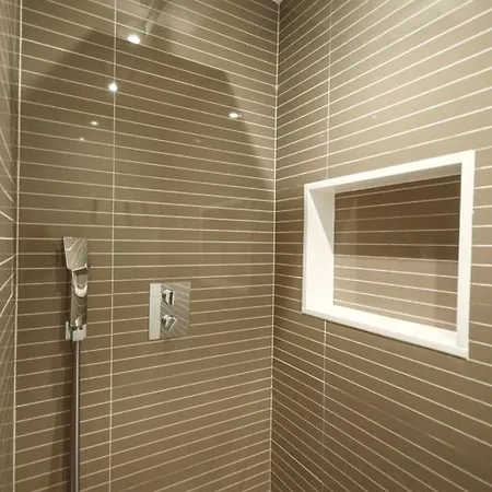 Lets Holidays דירה *